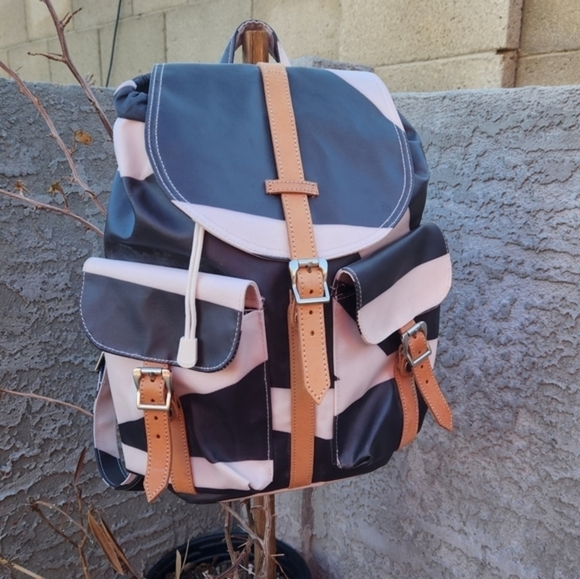 Herschel‎ Dawson Backpack - Picture 1 of 14